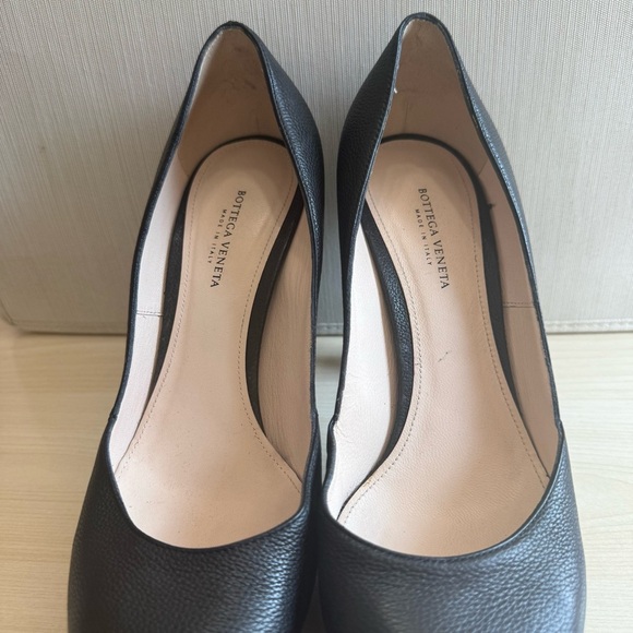 Bottega Venetta Embossed Calf Leather Black Pumps 36.5 - Picture 3 of 14